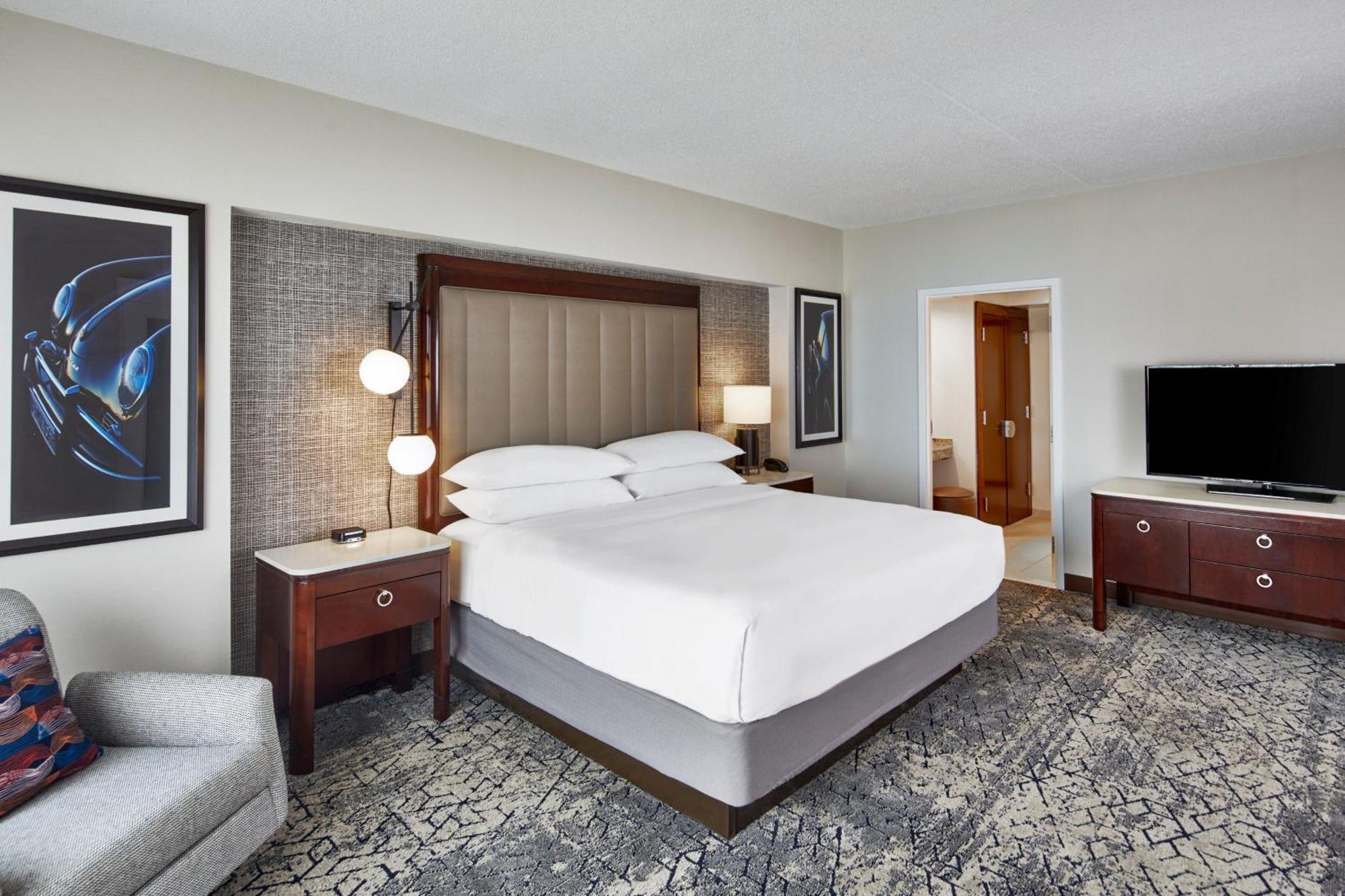 Sheraton Indianapolis Hotel At Keystone Crossing Экстерьер фото